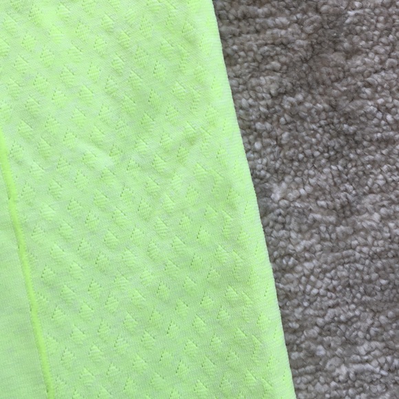 Nike yellow tank - Picture 4 of 5